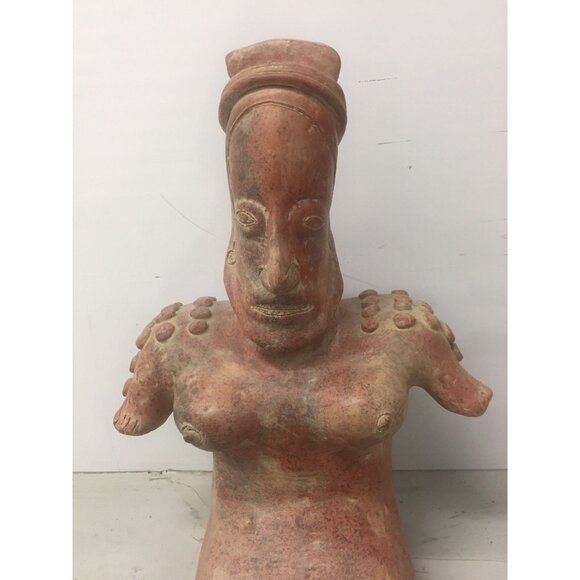 Vintage 1973 Ceramic Terracotta Mayan Figurine Female with A Large Chest Made In - Picture 2 of 10